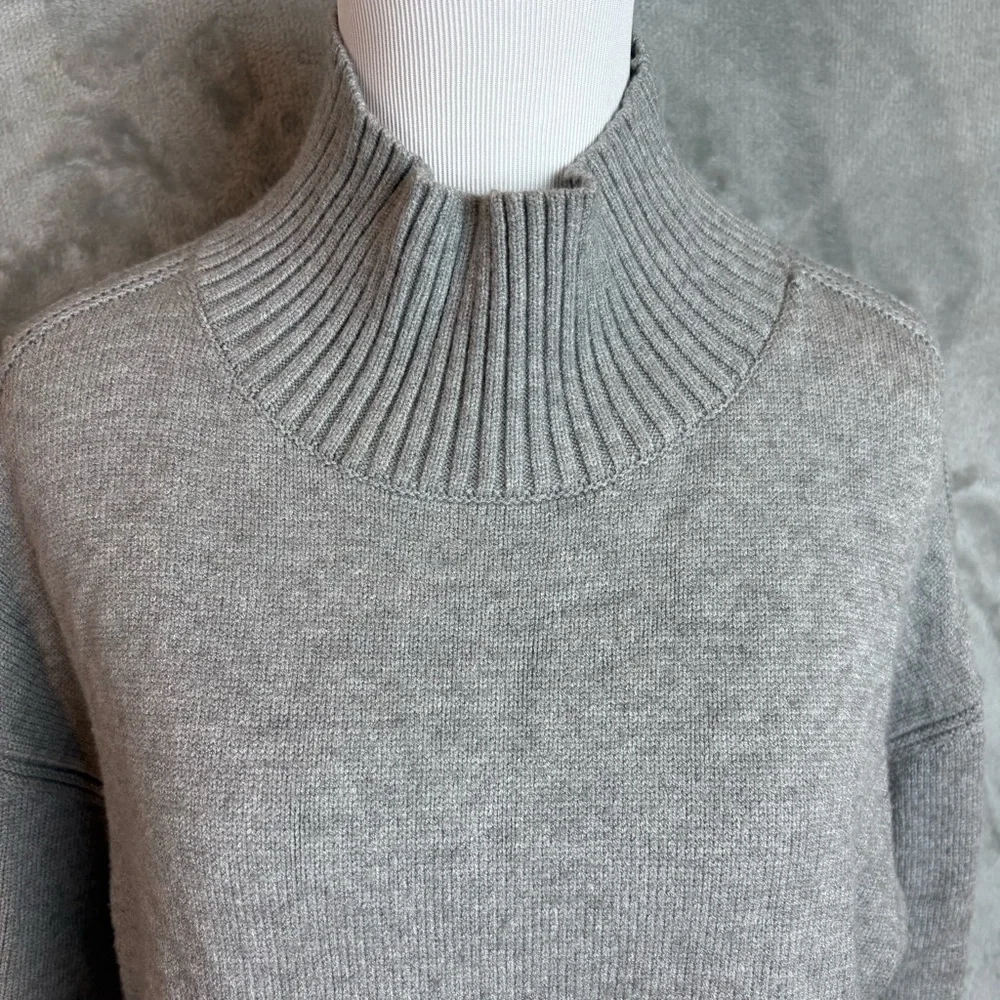 Magaschoni Mock Turtleneck Cozy Gray Sweater Wmn’s Petite Sz S